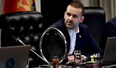 Kabinet premijera: Spajić se ne mije&scaron;a u rad sudova, niti nameće odluke kao Milović