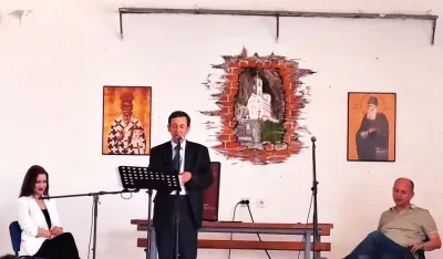 Pjesnikinja, Koprivica i Knežević