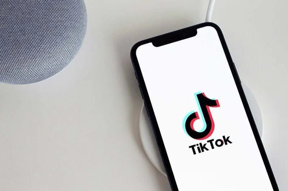 TikTok uvodi grupne čatove za 32 osobe