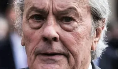 Preminuo Alen Delon