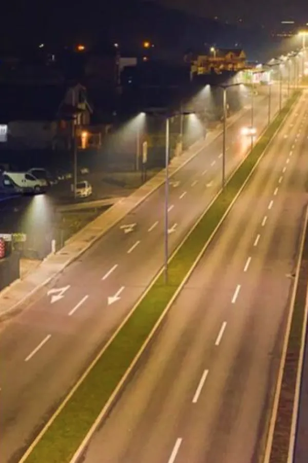 Rasvjeta na Bulevaru 21. maja ponovo u funkciji