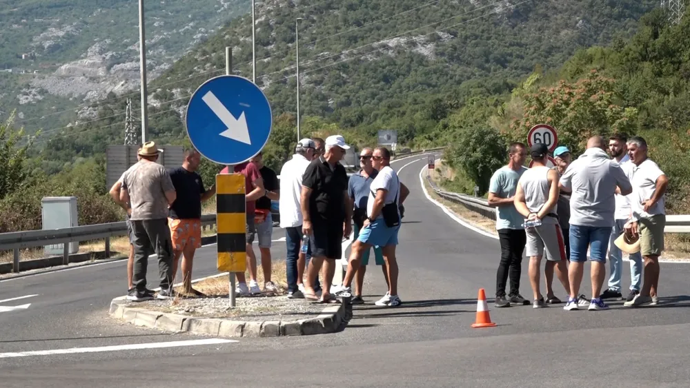 Marković i Leković: Ne podržavamo blokadu tunela