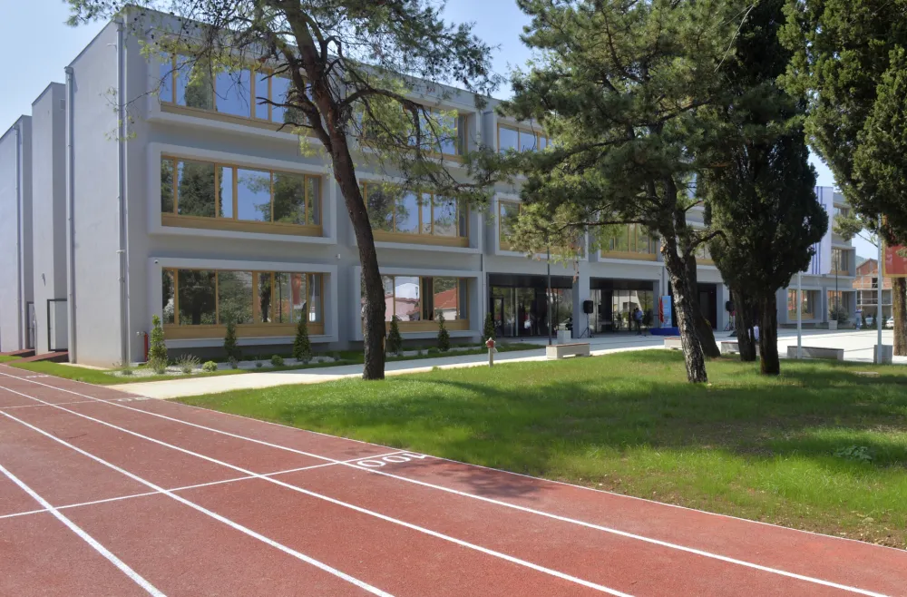Otvaranje osnovne skole Novka Ubovic u Tolosima, Nova skola u Tolosima, OS Novka Ubovic, otvaranje nove skole u tolosima