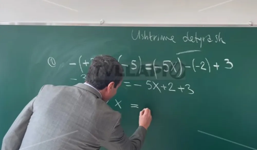 (VIDEO) Kurti pogre&scaron;no rije&scaron;io zadatak iz matematike, snimak postao viralan