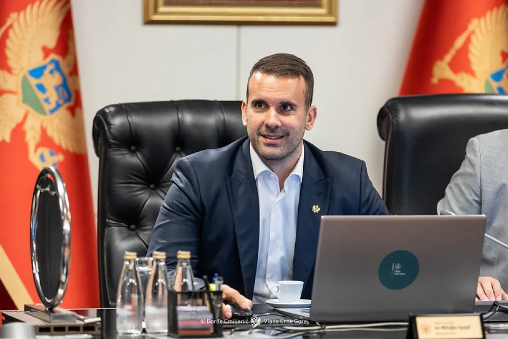 Spajić: Parlament usvojio Evropu sad 2, srećna veća primanja svim građanima