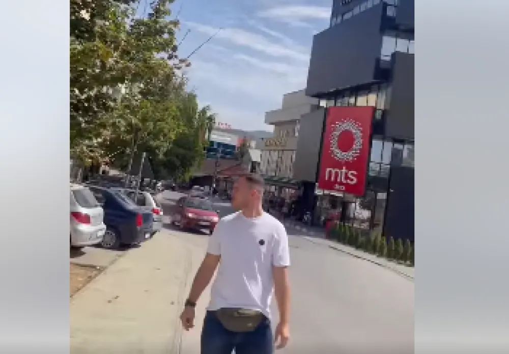 (VIDEO) Kosovski ministar obi&scaron;ao zatvorene srpske institucije: Arsenijević ga ispratio pi&scaron;taljkom, reagovala policija