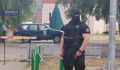 Leposavić: Nastavljeno iseljavanje srpskih insistucija i udruženja iz zgrade Privremenog organa