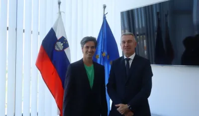 Đeka sa Mesecom