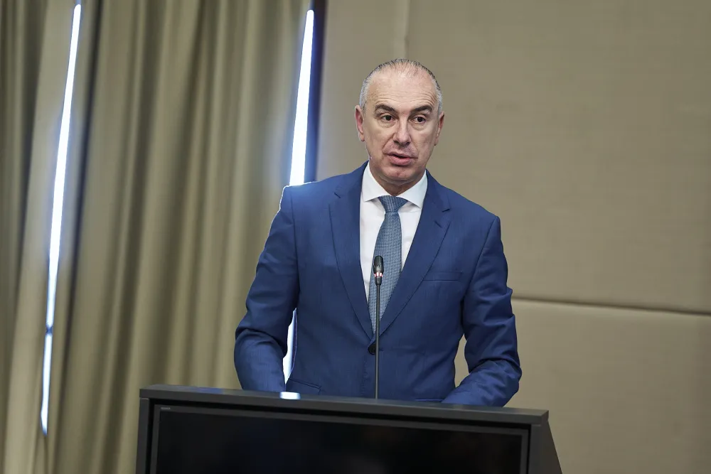 Ministar ljudskih i manjinskih prava u srijedu na sastanku o integraciji Roma