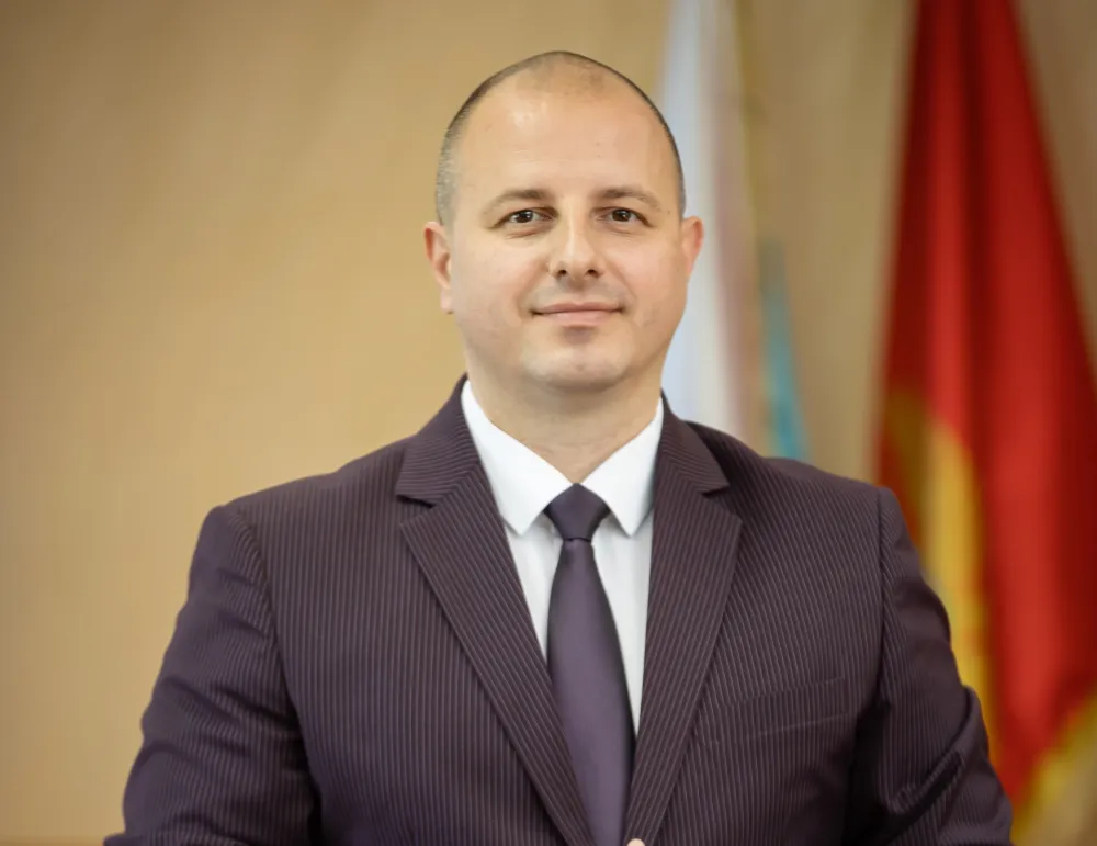 Milović:Porast PDV-a u turizmu predstavlja kidanje grane na kojoj se sjedi