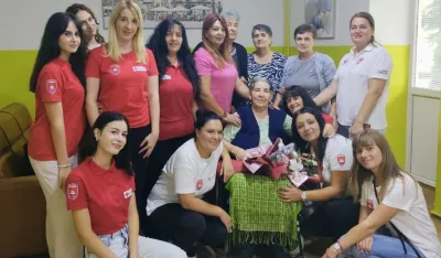 Zaposleni i volonteri op&scaron;tinskog Crvenog krsta posјetili Dom starih: Starost nije prepreka za sreću