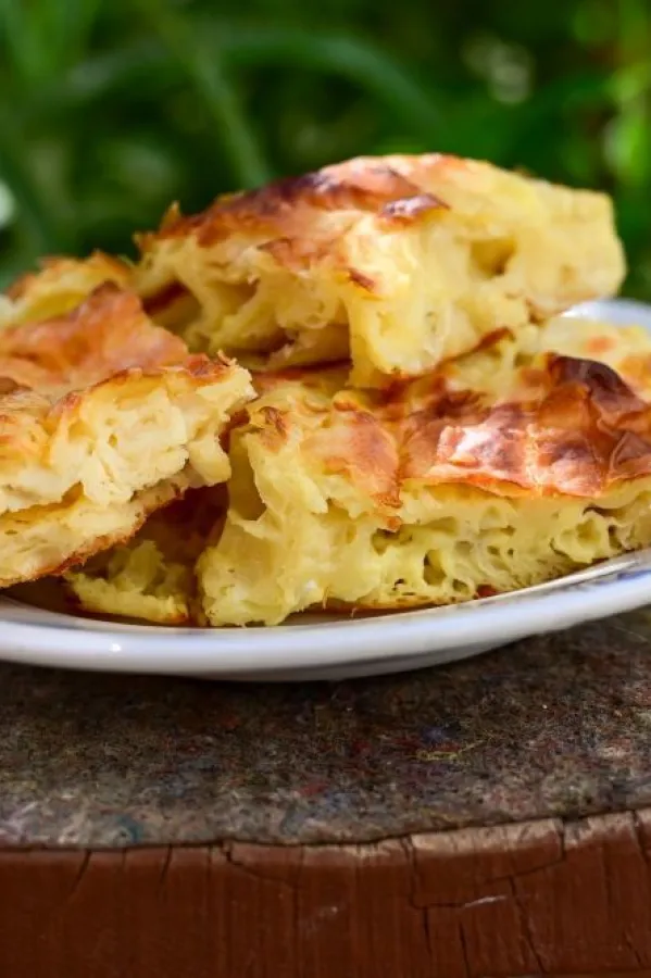 Pita gužvara sa jogurtom