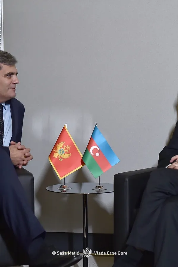 Ibrahimović sa &scaron;efom diplomatije Azerbejdžana Džejhunom Bajramovim