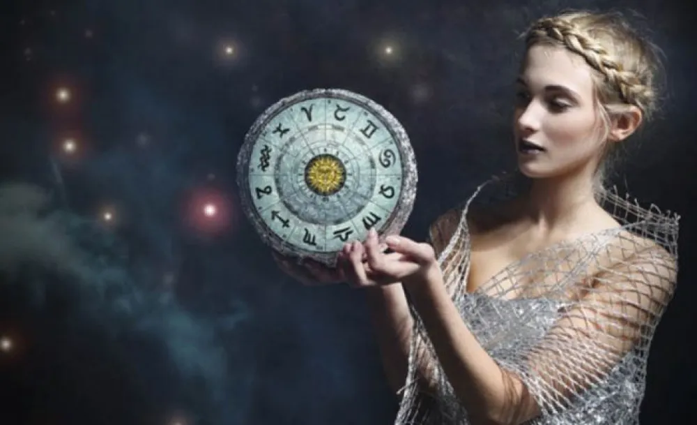 Horoskop za oktobar: Vaga će goreti u strastima, Strijelac se upu&scaron;ta u tajnu vezu