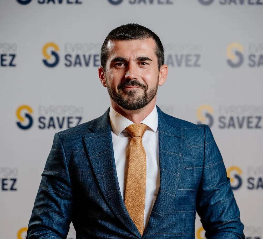 Branislav Nenezić
