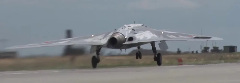 Ruski dron "ohotnik"