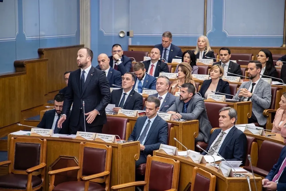 DPS: Mandićevi mentori te&scaron;ko podnose činjenicu da su izgubili izbore u Podgorici