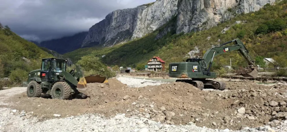 Vojska angažovana na sanaciji korita Komarnice