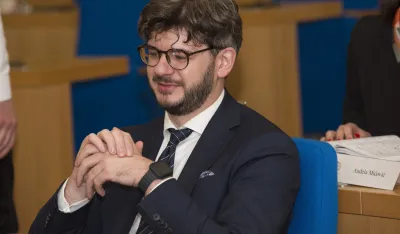 Čarapić: Vraćam vozilo Skup&scaron;tini i izvinjavam se građanima