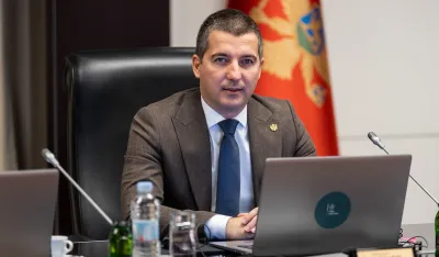 Bečić: Srpski jezik od 2007. nije tretiran bratski i jednako kao crnogorski