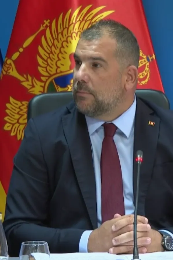Komisija za žalbe poni&scaron;tila Krapovićevo rje&scaron;enje o prestanku aktivne službe generala Lazarevića