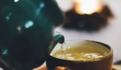 Top 10 napitaka za blistavu i čistu kožu