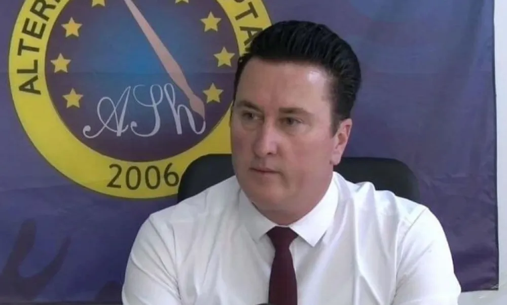 Čobi poručio ZBCG: Čekamo va&scaron;u inicijativu za smjenu Albanaca iz Vlade, pa da se prebrojimo