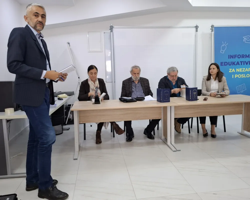 Детаљ с јучерашње промоције