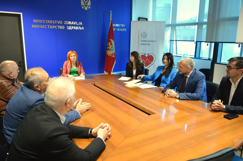 Transpanatacioni program u KCCG biće unaprijeđen uz pomić ljekara sa VMA iz Beograda