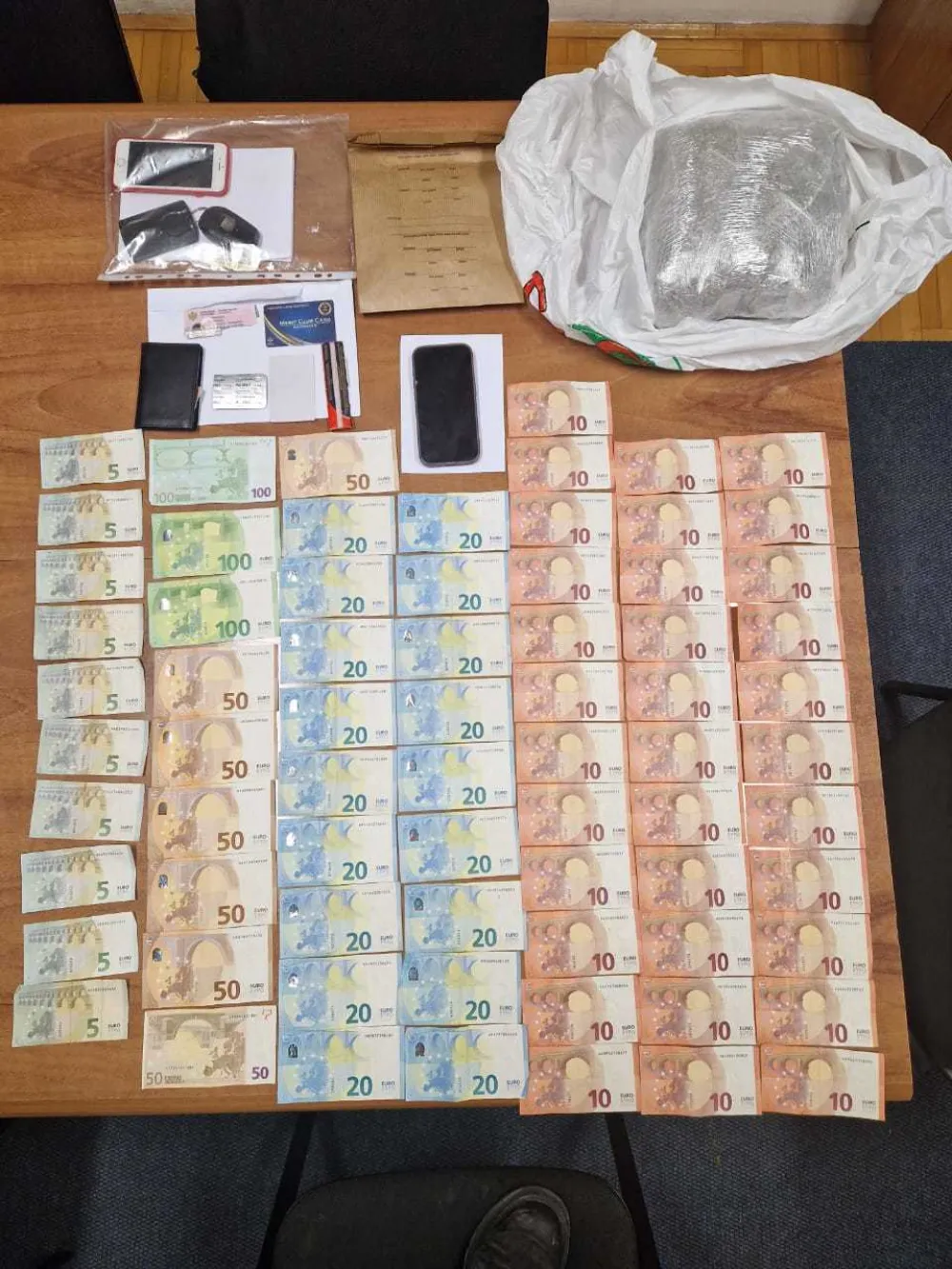 U Danilovgradu uhap&scaron;ena jedna osoba, oduzeti narkotici i novac