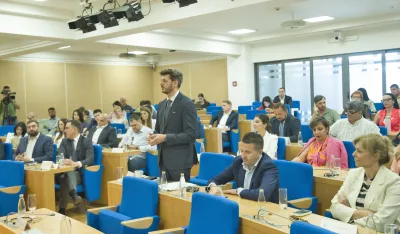PES: Da se u DPS-u ne obuvate i izuvate u istoj pameti znali biste da je cijena vode regulisana zakonom koji ste vi pisali
