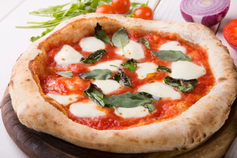 Kako se pravi napuljska pica: Tajne&nbsp;koje znaju samo Italijani