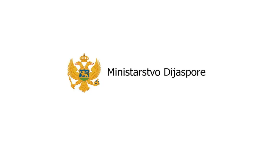 Ministarstvo dijaspore: Proces priznavanja vozačkih dozvola između Crne Gore i Njemačke u&scaron;ao u finalnu fazu &ndash; Očekuje se potpisivanje Sporazuma  Ministarstvo dijaspore Crne Gore, na čelu sa ministrom Mirsadom Azemovićem, sa zadovoljstvom obavje&scaron;tava javnost da je proces priznavanja vozačkih dozvola između Crne Gore i Savezne Republike Njemačke u&scaron;ao u finalnu fazu.  Nakon vi&scaron;emjesečnih napora i intenzivnog rada, koji je podrazumijevao komunikaciju između Ministarstva dijaspore i Ministarstva vanjskih poslova, te aktivnu saradnju sa nadležnim njemačkim institucijama, postignut je značajan napredak. Naime, Savezno ministarstvo za digitalizaciju i saobraćaj Njemačke (BMDV) dalo je pozitivno mi&scaron;ljenje, &scaron;to je omogućilo da se pristupi izja&scaron;njavanju saveznih pokrajina.  Svi njemački savezni pokrajinski organi su dali pozitivno mi&scaron;ljenje, čime je proces priznavanja vozačkih dozvola između Crne Gore i Njemačke praktično zavr&scaron;en. Trenutno se radi na finalizaciji teksta Sporazuma, koji će uskoro biti potpisan, čime će se omogućiti jednostavniji i efikasniji proces priznavanja vozačkih dozvola za građane obje zemlje.  Ministar Azemović izražava uvjerenje da će potpisivanje ovog sporazuma biti od velike važnosti za brojnu crnogorsku dijasporu u Njemačkoj, kao i za sve građane koji borave u obje zemlje. Ovaj sporazum će omogućiti građanima Crne Gore u Njemačkoj, kao i njemačkim državljanima u Crnoj Gori, da bez većih administrativnih prepreka priznaju svoje vozačke dozvole, čime se unapređuje mobilnost i pobolj&scaron;avaju uslovi za život i rad.  Očekujemo da će sporazum biti potpisan u najkraćem mogućem roku, a uslovi za njegovo primjenjivanje biti će na zadovoljstvo svih građana Crne Gore I SR Njemačke  .Ministarstvo dijaspore će nastaviti s aktivnim radom na pitanjima koja se tiču interesa crnogorske dijaspore i unapređenja odnosa sa zemljama u kojima na&scaron;i građani žive, rade i stvaraju.