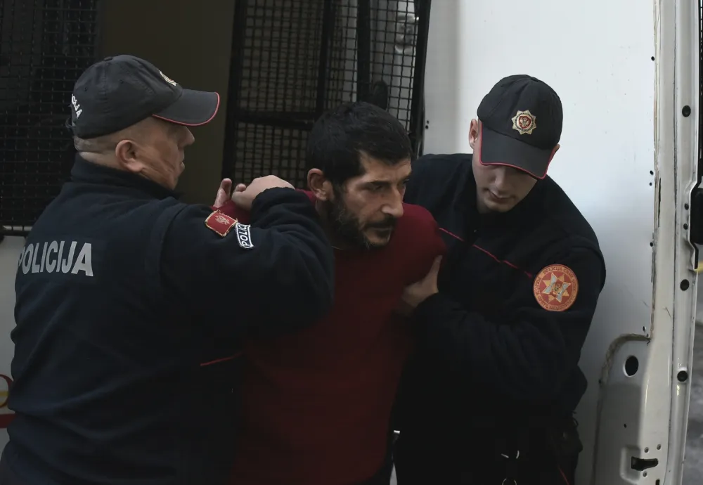 (VIDEO/FOTO) Vukčeviću tužilačko zadržavanje: Branio se ćutanjem