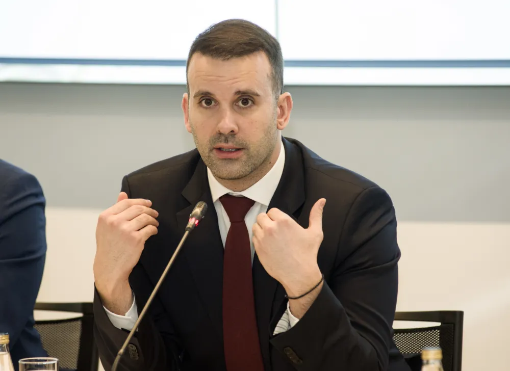 Spajić: Nadam se da će Budva uploviti u mirnije vode iskrenog dijaloga i stabilne vlasti