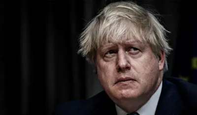 Boris Džonson u sukobu sa crkvom: "Duhovna praznina tjera ljude da "žderu"