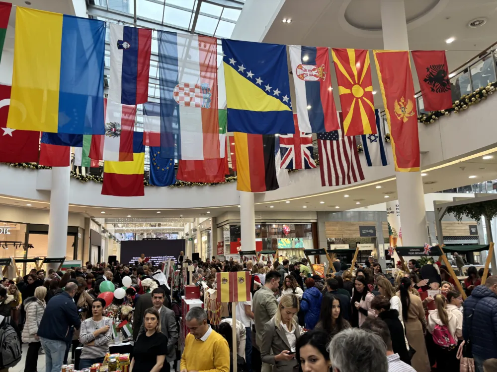 Diplomatski humanitarni bazar 