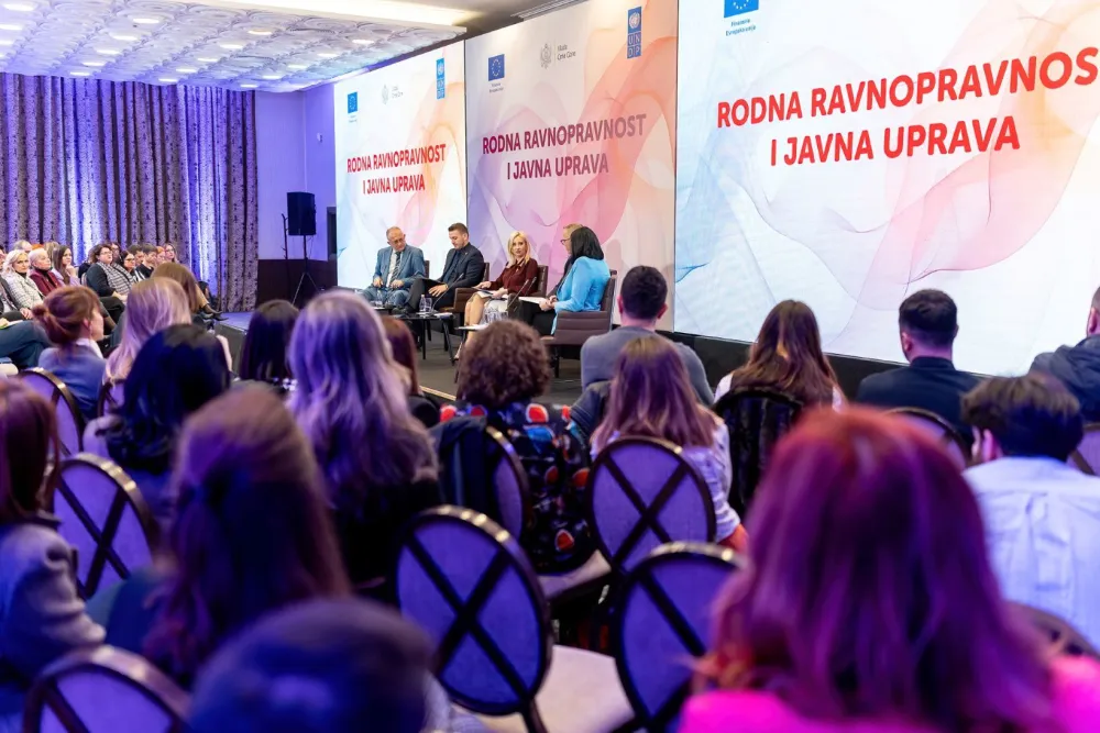 Rodna ravnopravnost predstavlja osnovno ljudsko pravo i su&scaron;tinsku komponentu održivog upravljanja, zbog čega je neophodno kontinuirano raditi na tome da proces kreiranja politika u javnoj upravi bude usklađen sa rodno odgovornim standardima.