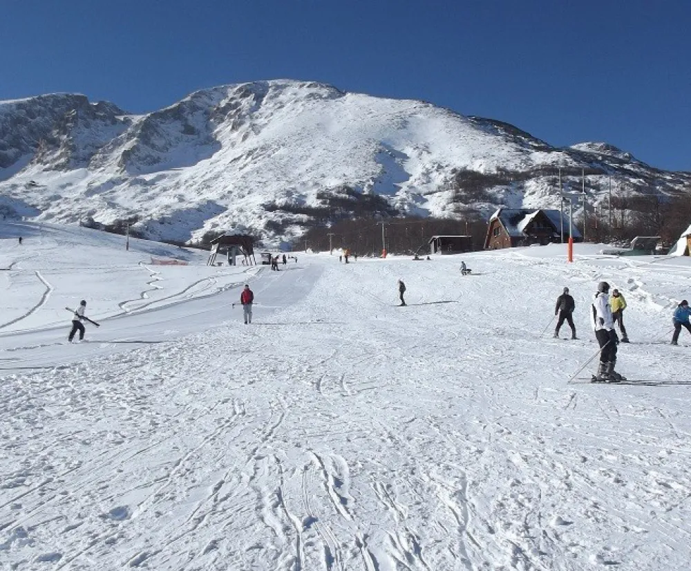 Evo koliko ko&scaron;taju karte na crnogorskim skijali&scaron;tima