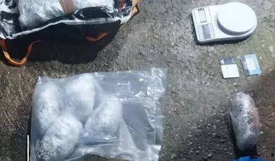 (FOTO) Podgorica: Zaplijenjeno preko 1,7 kilograma marihuane i kokain, uhap&scaron;ena jedna osoba