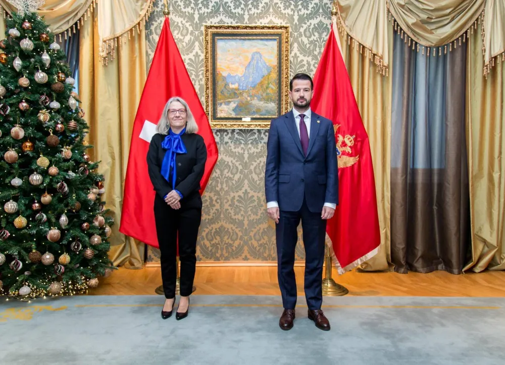 Milatović primio akreditivna pisma ambasadorki &Scaron;vajcarske, Kanade i &Scaron;ri Lanke