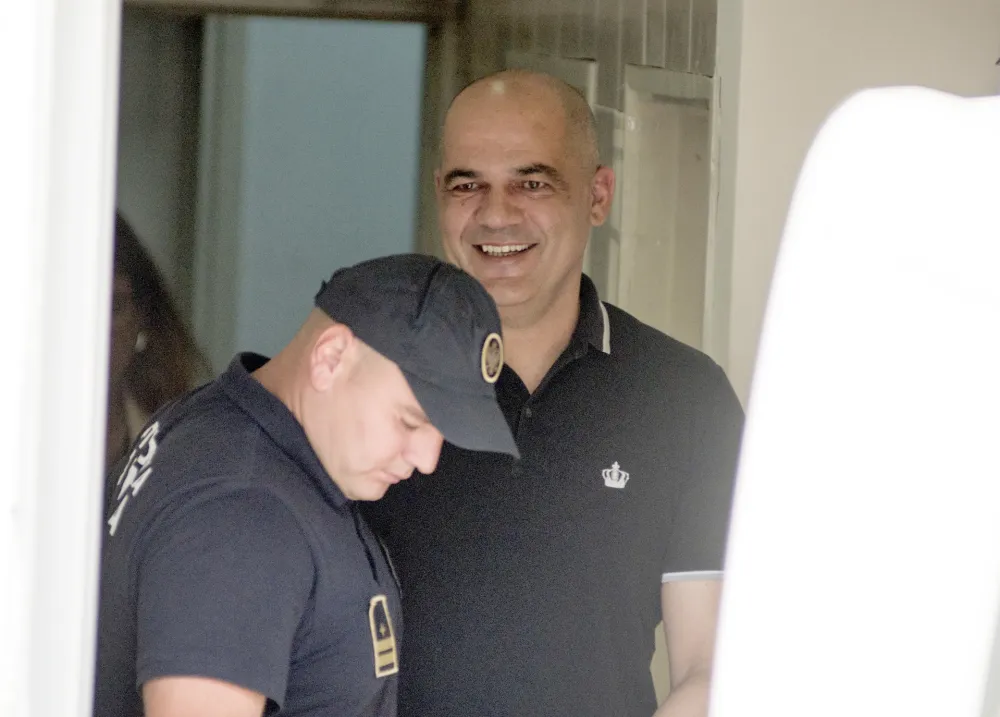 Vi&scaron;i sud blokirao imovinu 13 osumnjičenih za &scaron;verc 4,3 tone kokaina, među njima policaјci i biv&scaron;i gradonačelnik Budve