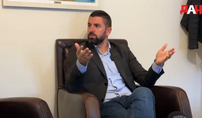 Mikijelj: Jovanović nasilno preuzima vlast u Budvi