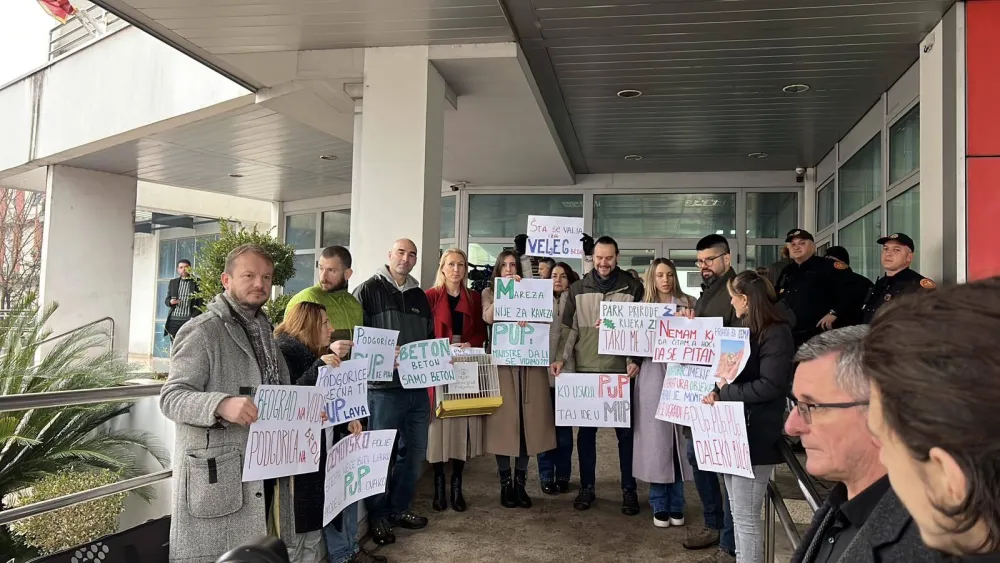 Sa protesta protiv usvajanja PUP-a