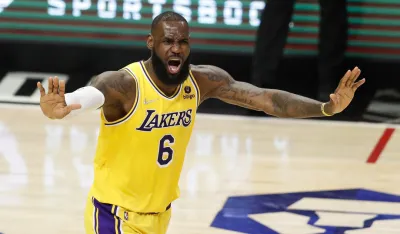 Lebron Džejms
