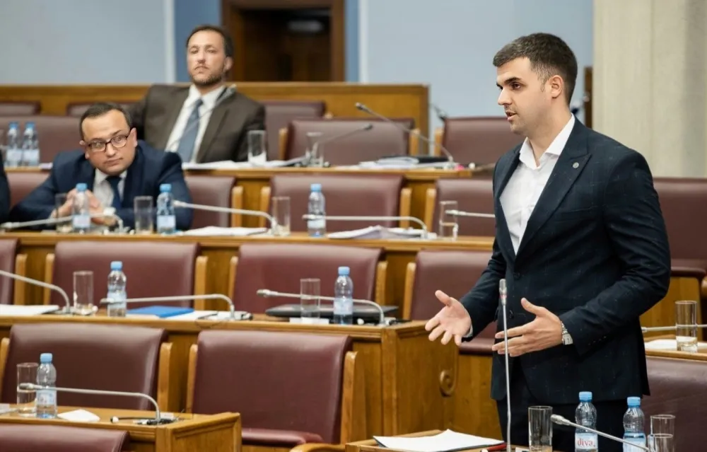 Božović: Mandićeva mjera opoziciji blaga, poslanici prije 2020. godine su &bdquo;izno&scaron;eni iz Skup&scaron;tine&rdquo;