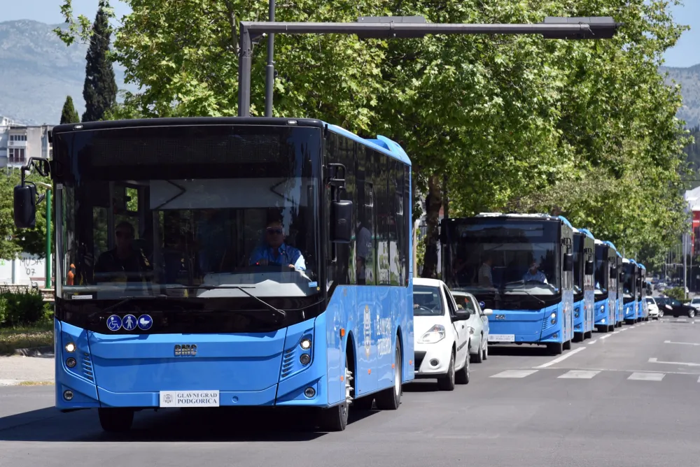 Promijenjena odluka, Gradski prevoz Podgorice radiće i 1. i 7. januara