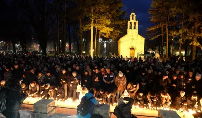 (VIDEO) Cetinjani se opra&scaron;taju od stradalih sugrađana