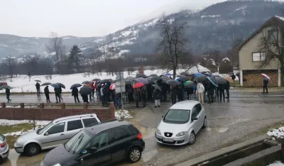 Predsjednik bjeloljske Mjesne zajednice Lozna Safet Spahić Centru bezbjednosti Bijelo Polje najavio je novi protestu građana koji će održati u nedjelju, 5. januara.