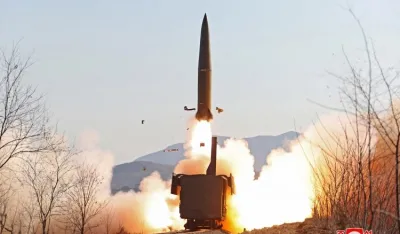 Sjeverna Koreja lansirala raketu tokom Blinkenove posjete Seulu